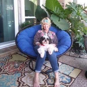 Meet your Posher, Brenda